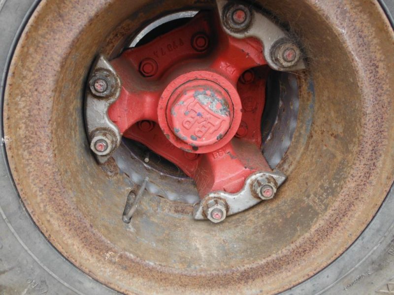 15'' Wheels and axles (D000474)