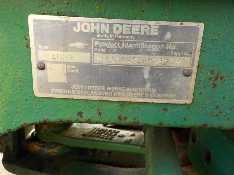 John Deere 1850 with Forklift (JJ01155)*
