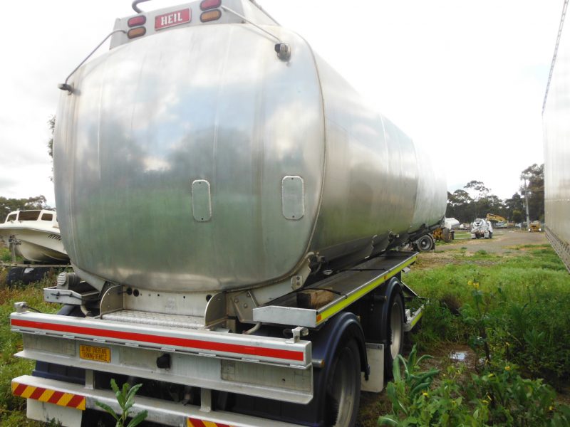 Aluminium Fuel tank (D00825)