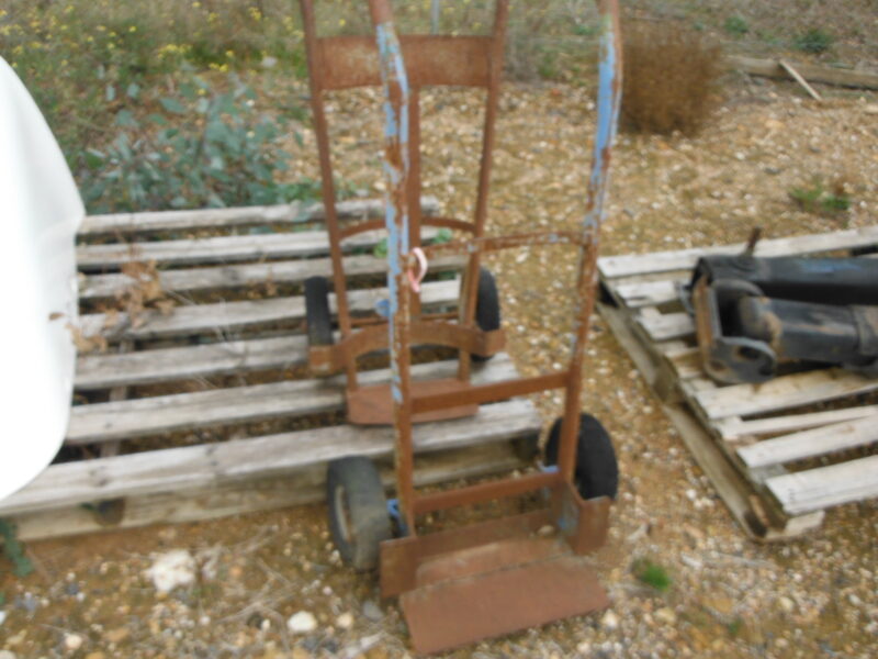 Hand trolleys (Lot 13)