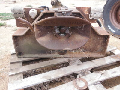 Ring feeder (Lot 101)