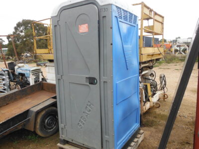 Site toilet 2 (Lot 127)