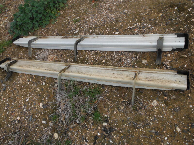 Side steps (Lot 48)