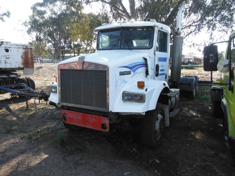 T480 Kenworth (D01010) SOLD